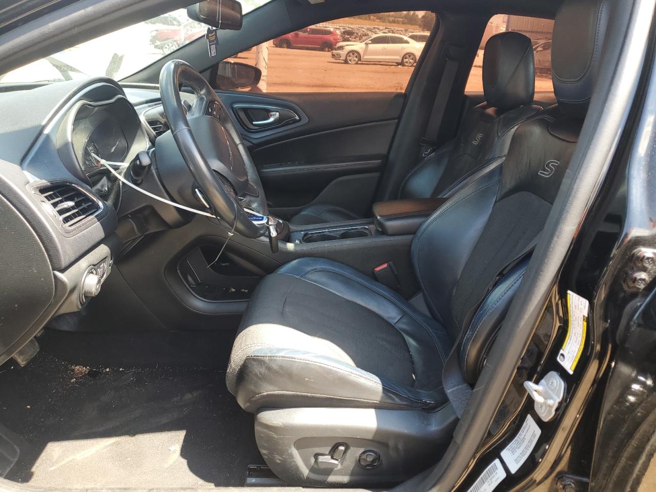 2015 Chrysler 200 S VIN: 1C3CCCDGXFN601512 Lot: 68770415