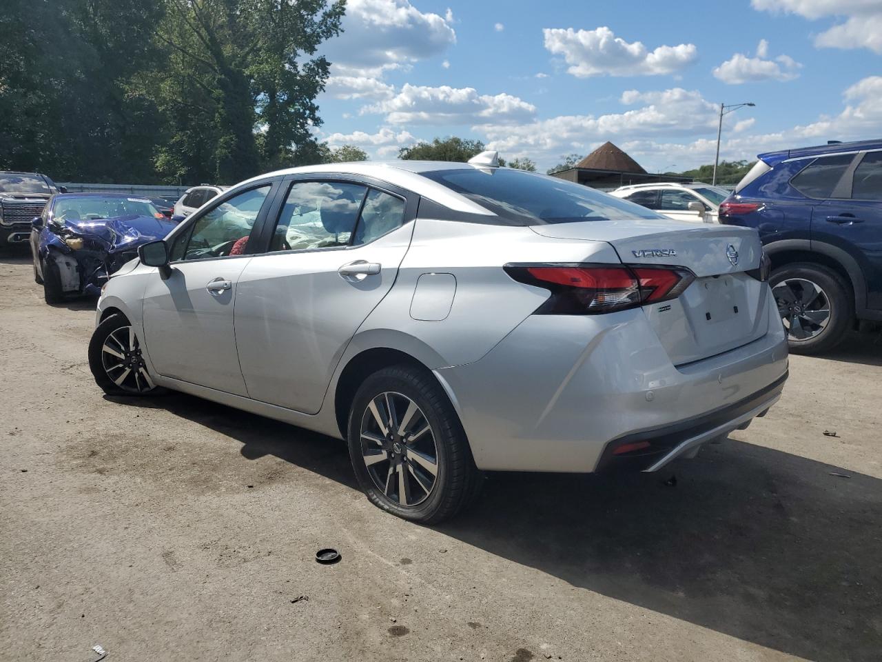 2021 Nissan Versa Sv silver null gas 3N1CN8EVXML834158 photo #3
