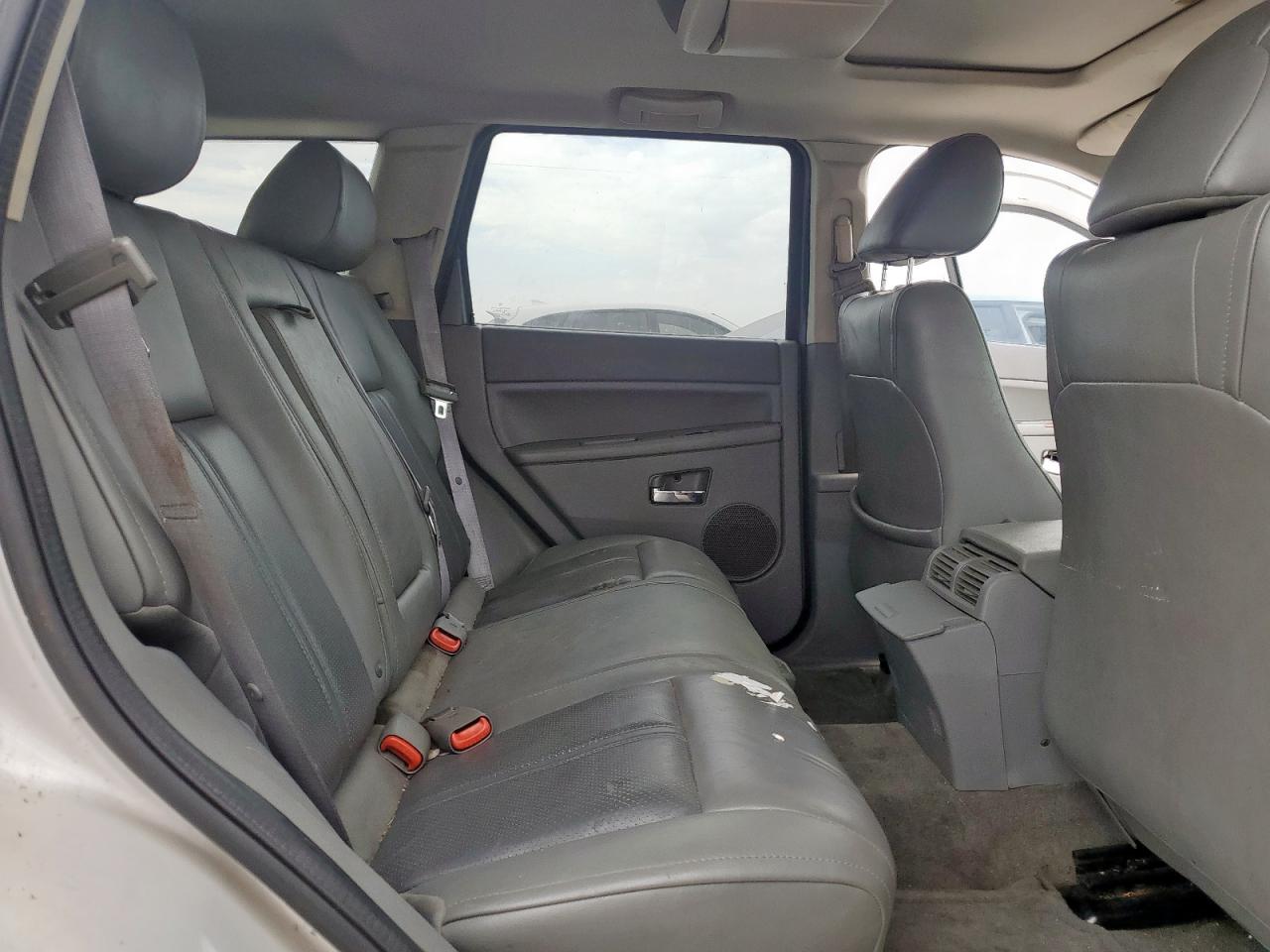 2005 Jeep Grand Cherokee Limited VIN: 1J4HR58265C526929 Lot: 67361385