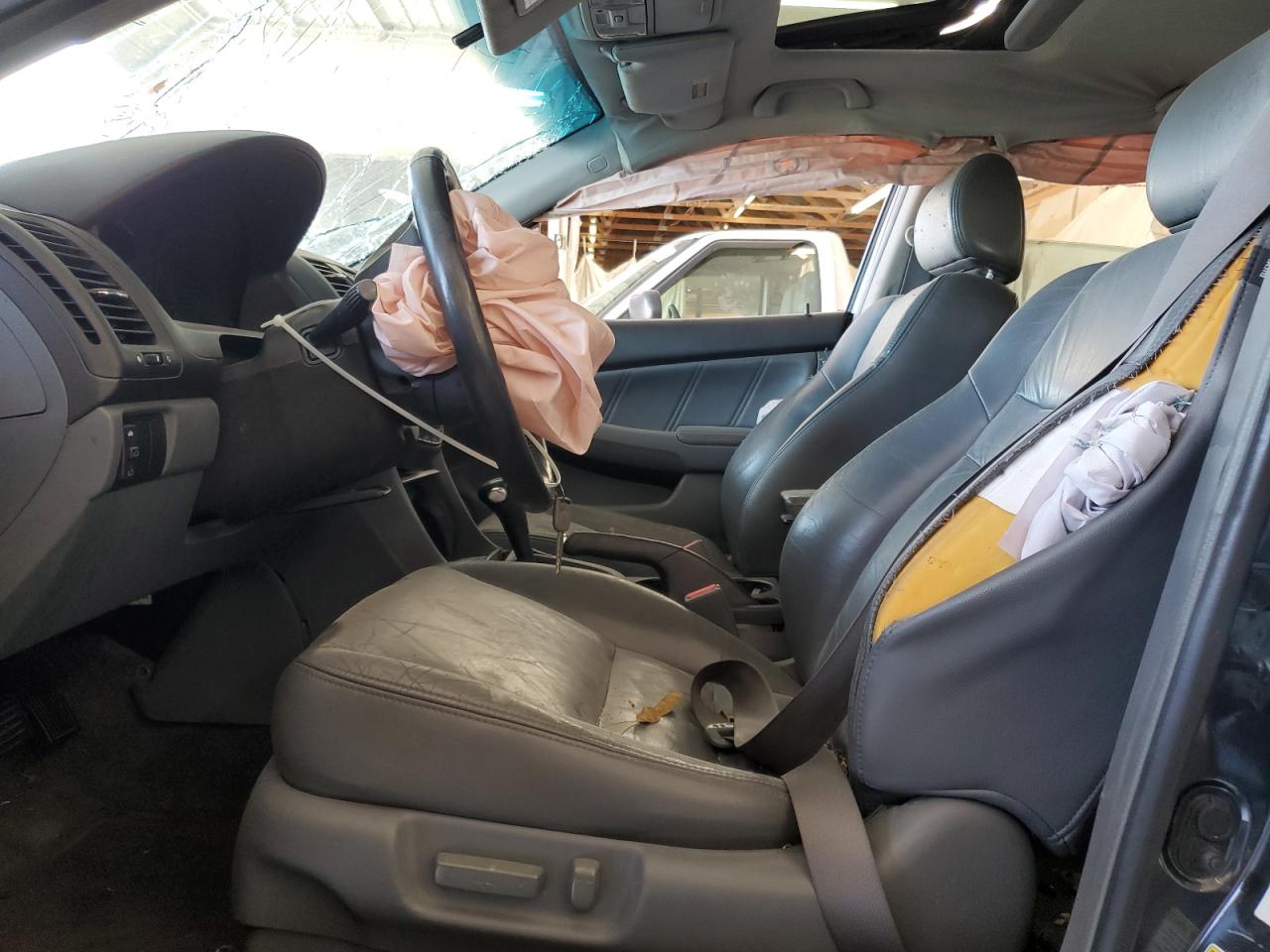 2004 Honda Accord Ex VIN: 1HGCM56834A109727 Lot: 70158765