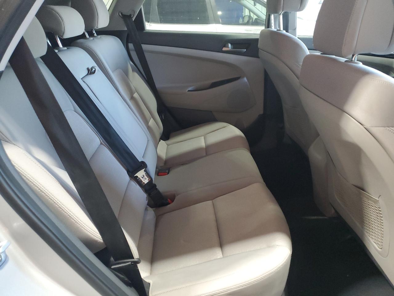 2016 Hyundai Tucson Limited VIN: KM8J3CA41GU130883 Lot: 70032935