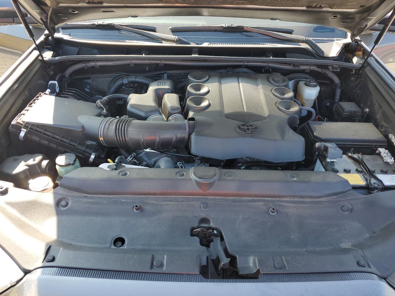 2022 Toyota 4Runner Night Shade VIN: JTEDU5JR1N5271817 Lot: 70109695