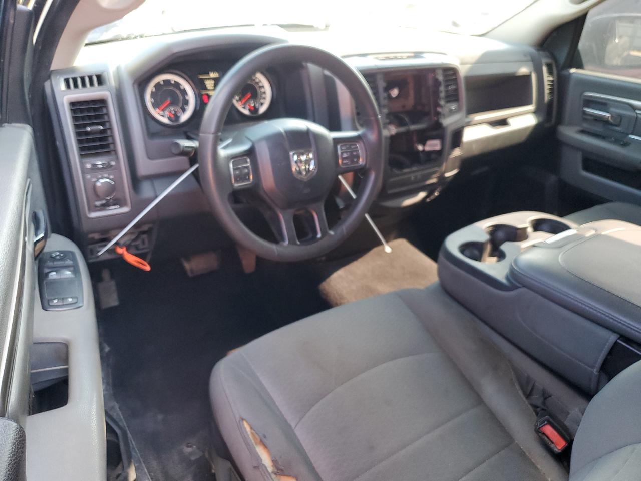 2016 Ram 1500 St VIN: 3C6JR6AT5GG265631 Lot: 68765195