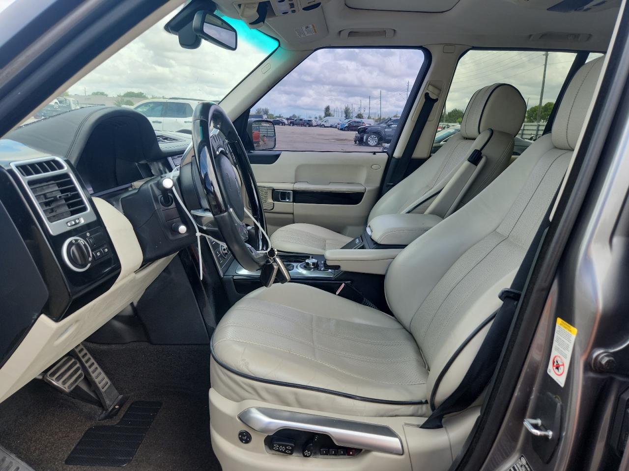 SALMF1E47AA318445 2010 Land Rover Range Rover Hse Luxury