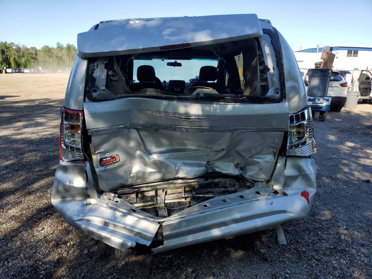 2011 Chrysler Town & Country Touring VIN: 2A4RR5DG6BR638662 Lot: 69516105