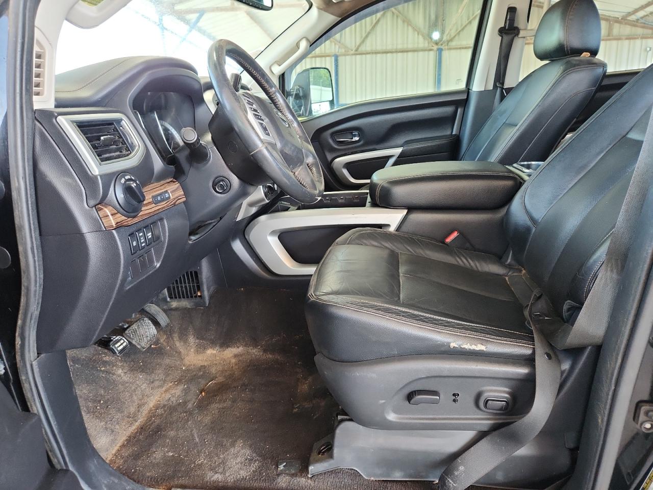 2017 Nissan Titan Sv VIN: 1N6AA1E58HN512645 Lot: 70337295