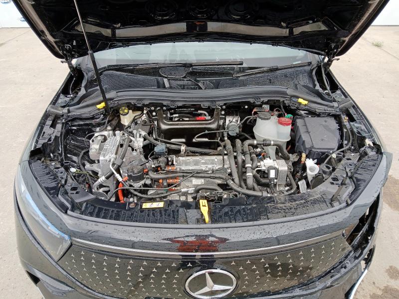 2024 MERCEDES-BENZ EQA 250+ AMG LINE PREMIUM 