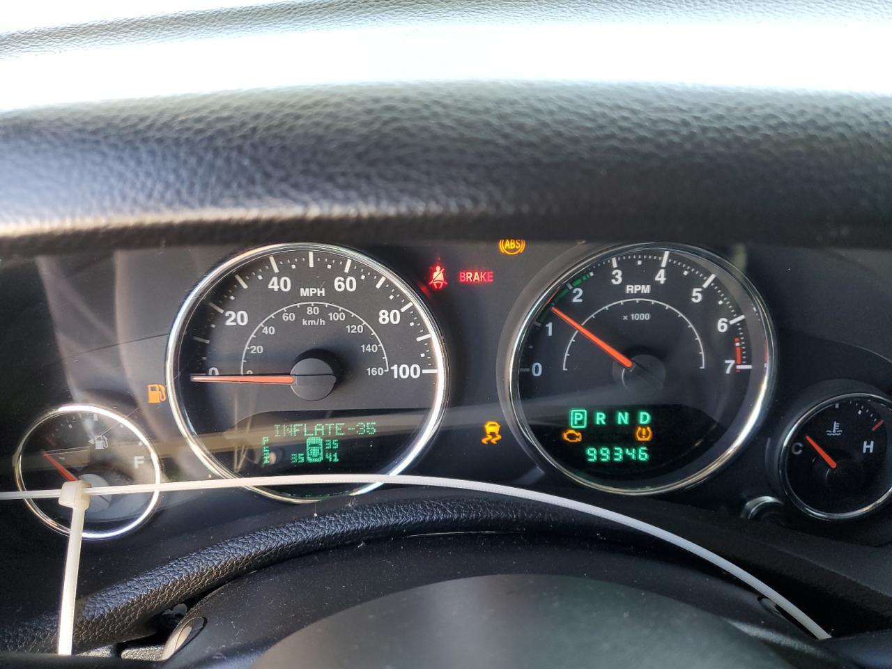 2014 Jeep Wrangler Unlimited Sport VIN: 1C4BJWDG2EL232220 Lot: 69605925