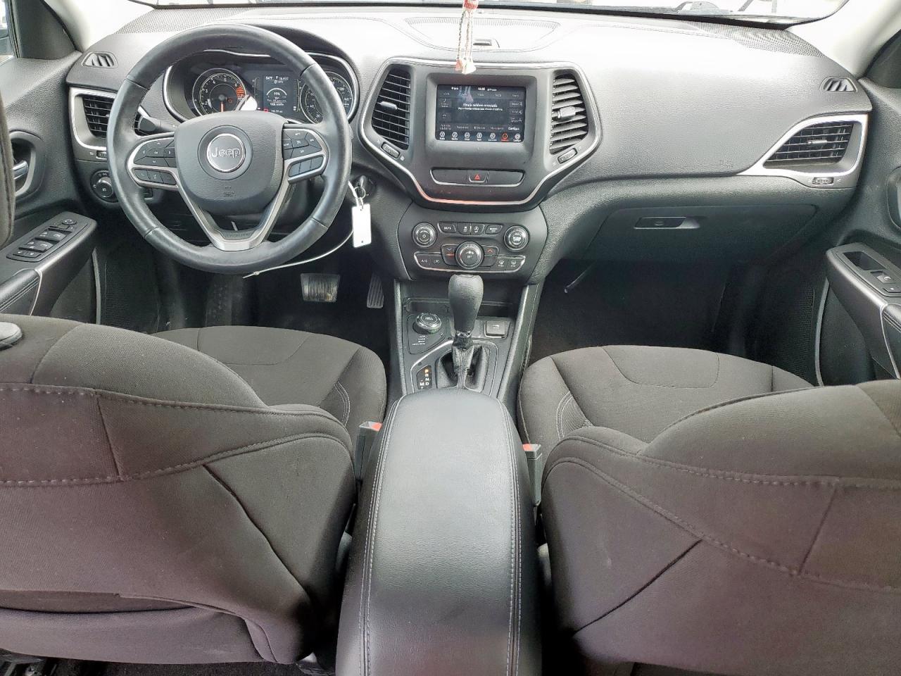 2019 Jeep Cherokee Latitude VIN: 1C4PJMCB5KD125894 Lot: 67320275