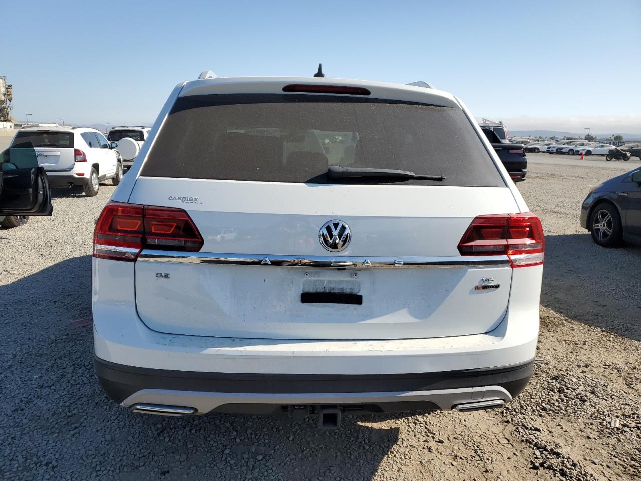 2018 Volkswagen Atlas Se VIN: 1V2LR2CA6JC588164 Lot: 68731885