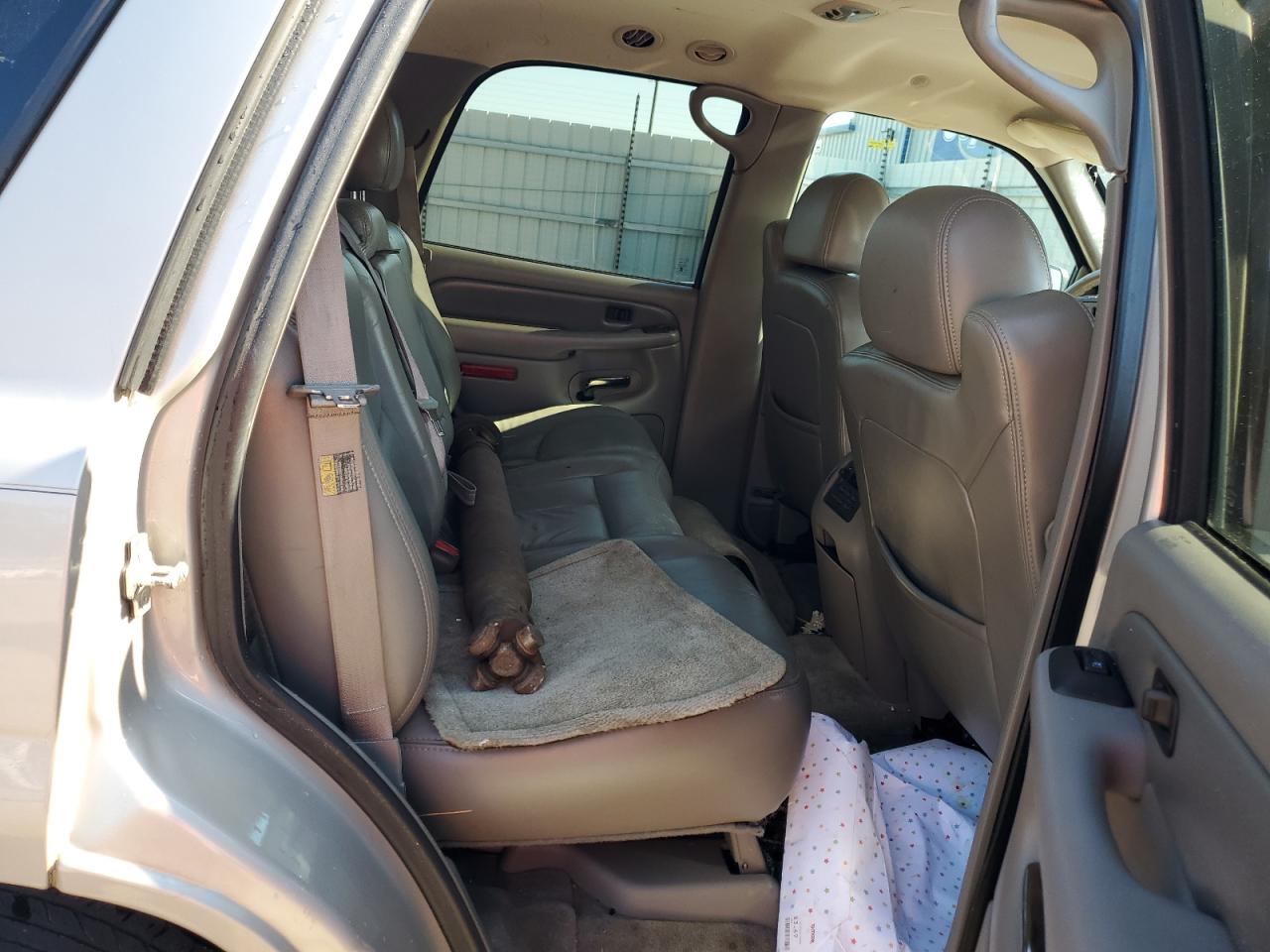 2004 GMC Yukon Denali VIN: 1GKEK63U04J222124 Lot: 70755885