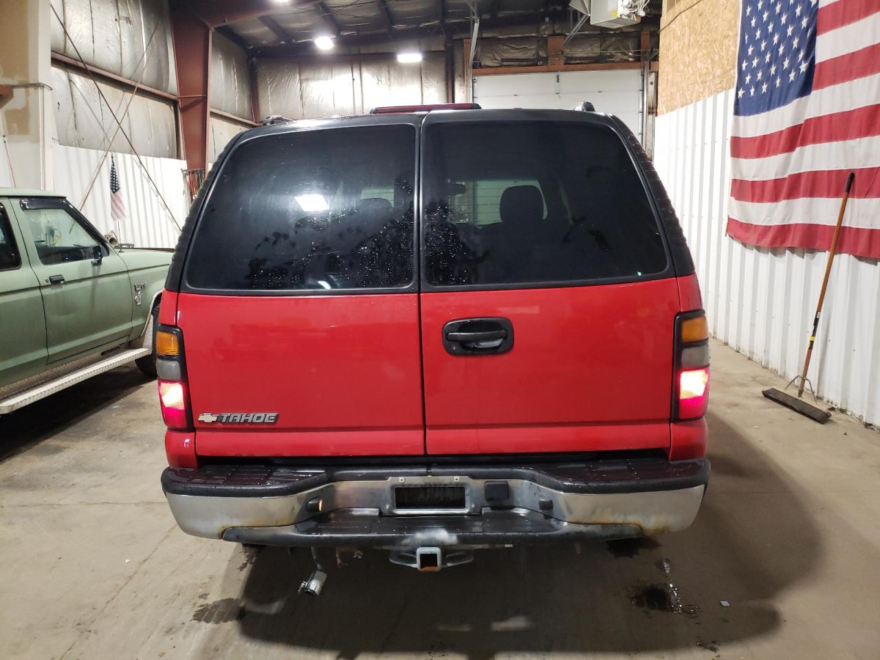2004 Chevrolet Tahoe K1500 VIN: 1GNEK13V04J211560 Lot: 68352925