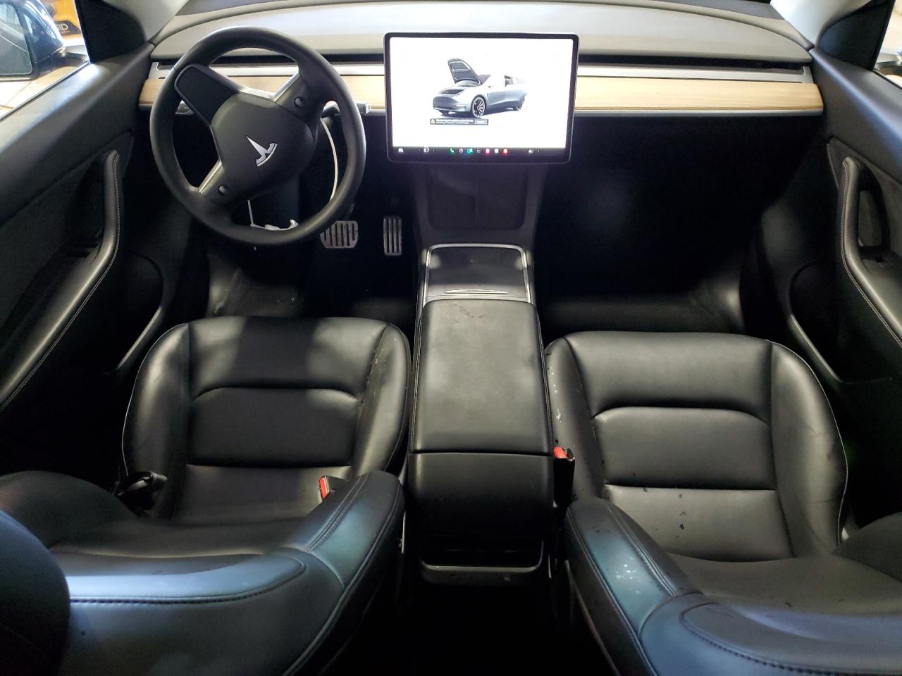 2022 Tesla Model Y VIN: 7SAYGDEF9NF401058 Lot: 68464565