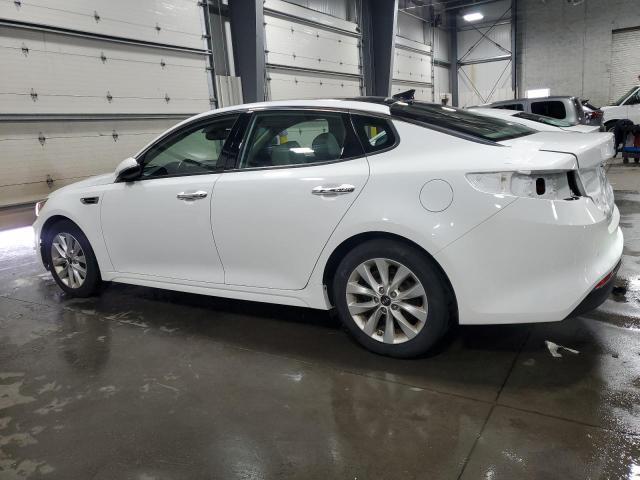  KIA OPTIMA 2017 Белы