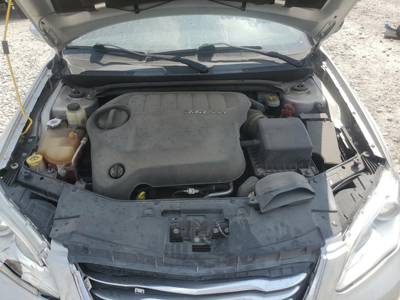 2012 Chrysler 200 Limited VIN: 1C3CCBCG2CN326404 Lot: 68209425