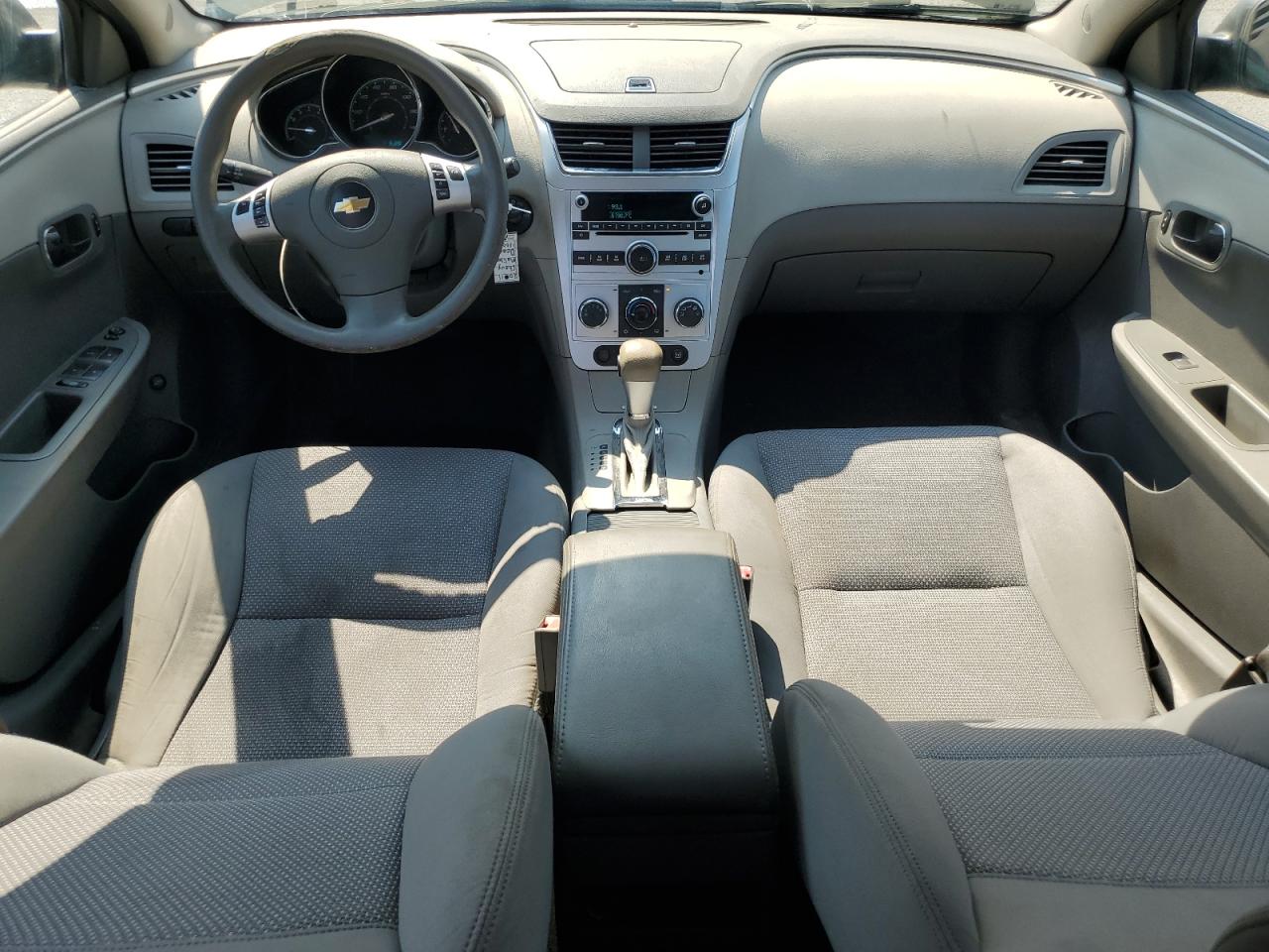2011 Chevrolet Malibu Ls VIN: 1G1ZB5E10BF352472 Lot: 68947715