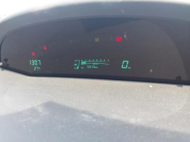 2010 TOYOTA YARIS TR V