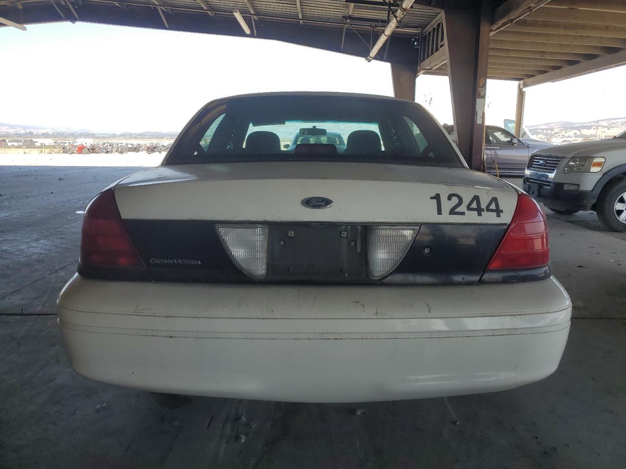 2008 Ford Crown Victoria S VIN: 2FAFP72V48X143267 Lot: 68670245