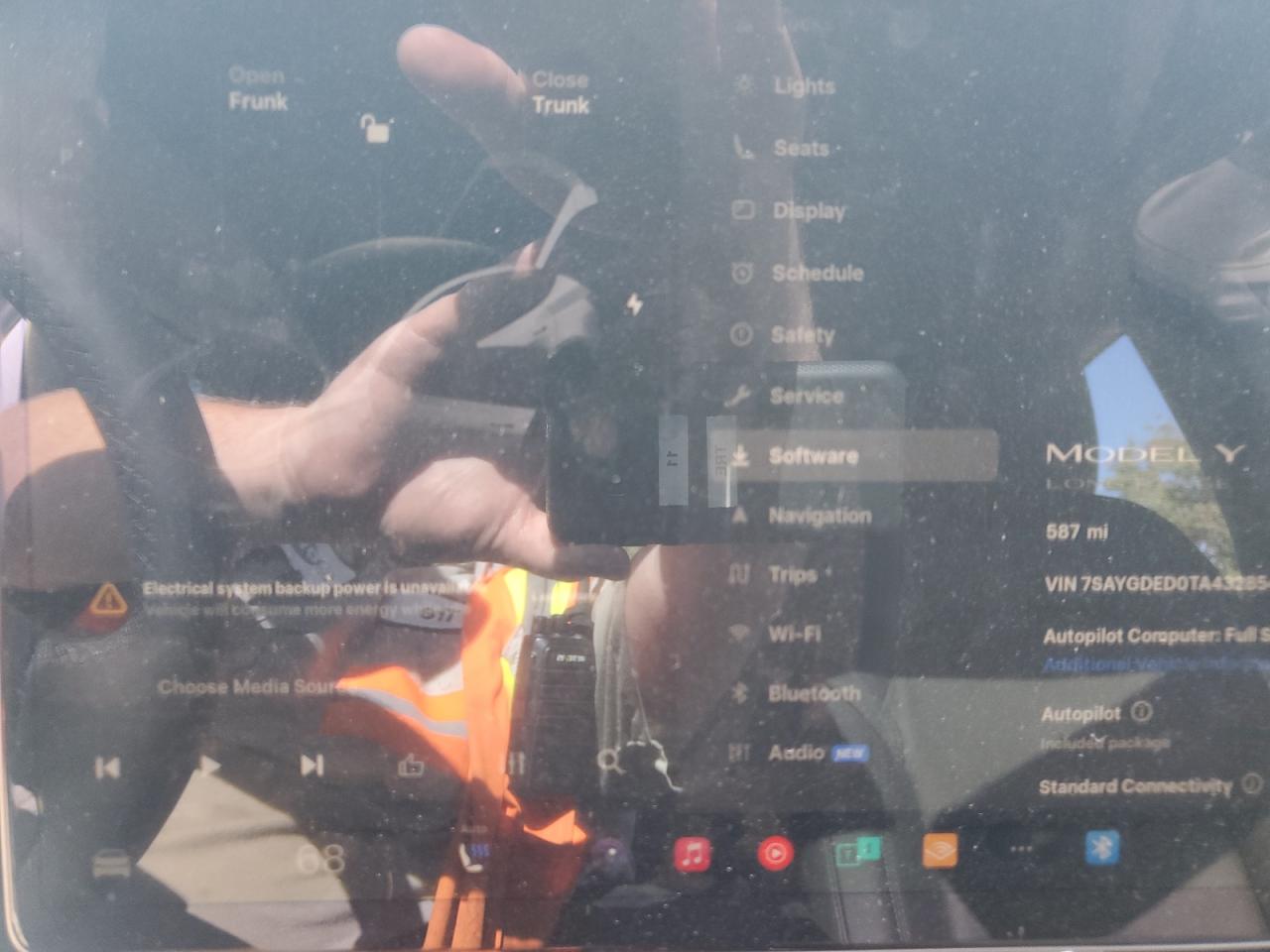 2026 Tesla Model Y VIN: 7SAYGDED0TA432854 Lot: 70314285