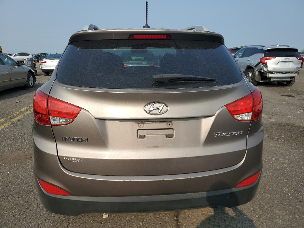 KM8JU3AC6BU196861 2011 Hyundai Tucson Gls