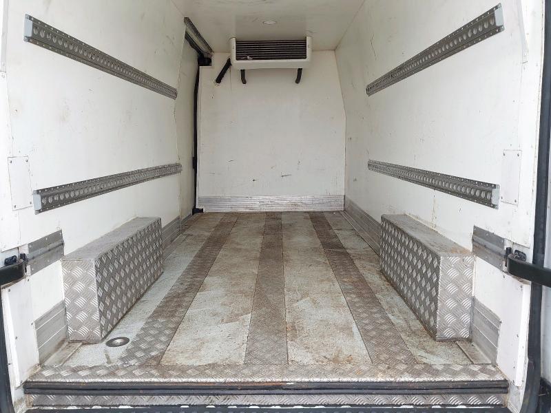 2018 RENAULT MASTER BUSINESS