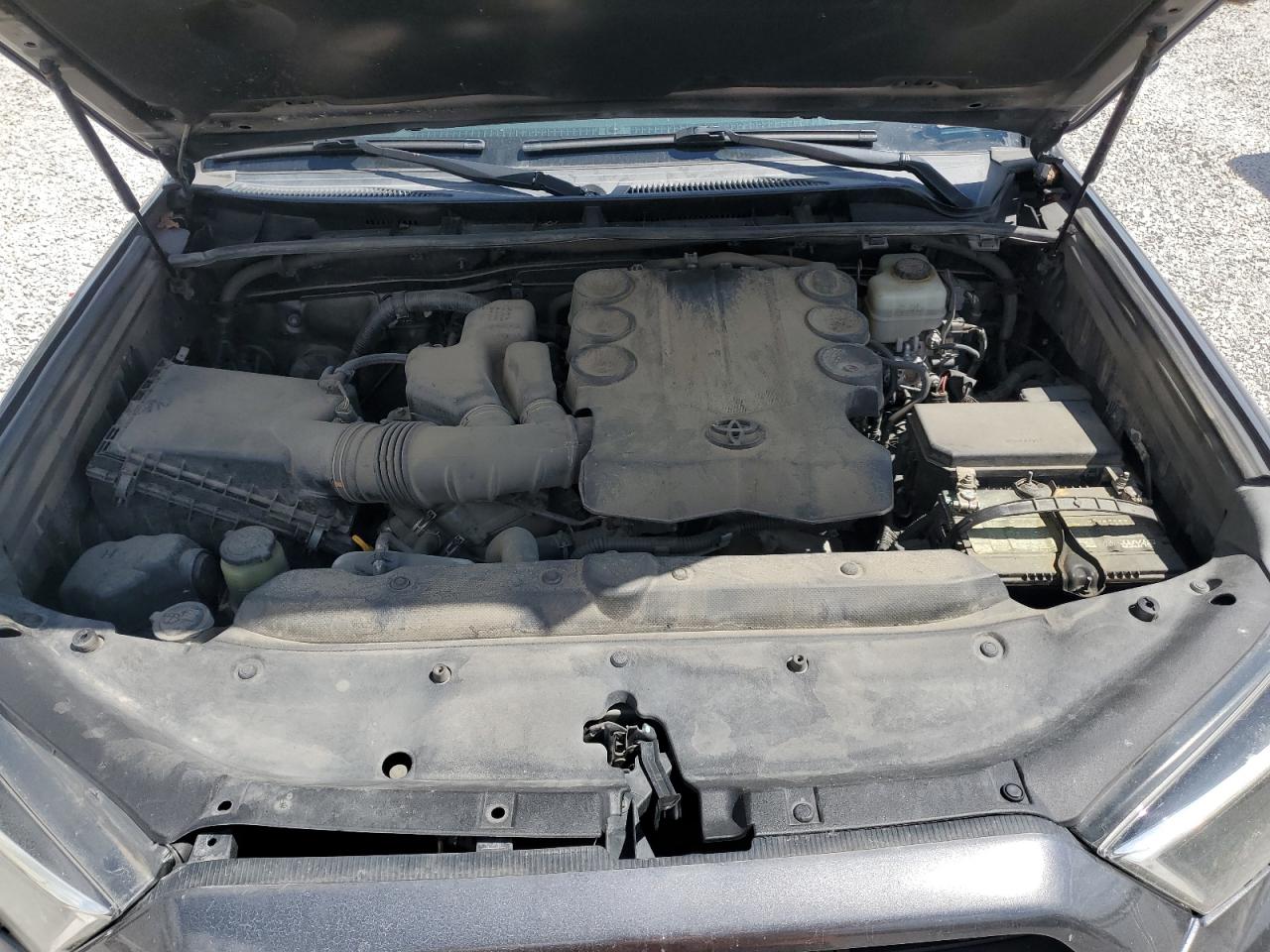 2015 Toyota 4Runner Sr5/Sr5 Premium VIN: JTEBU5JR9F5241683 Lot: 69910745