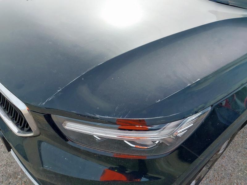 2019 VOLVO XC40 MOMENTUM D3 AUTO 