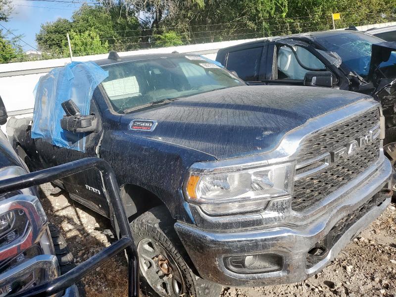  RAM 2500 2024 Granatowy