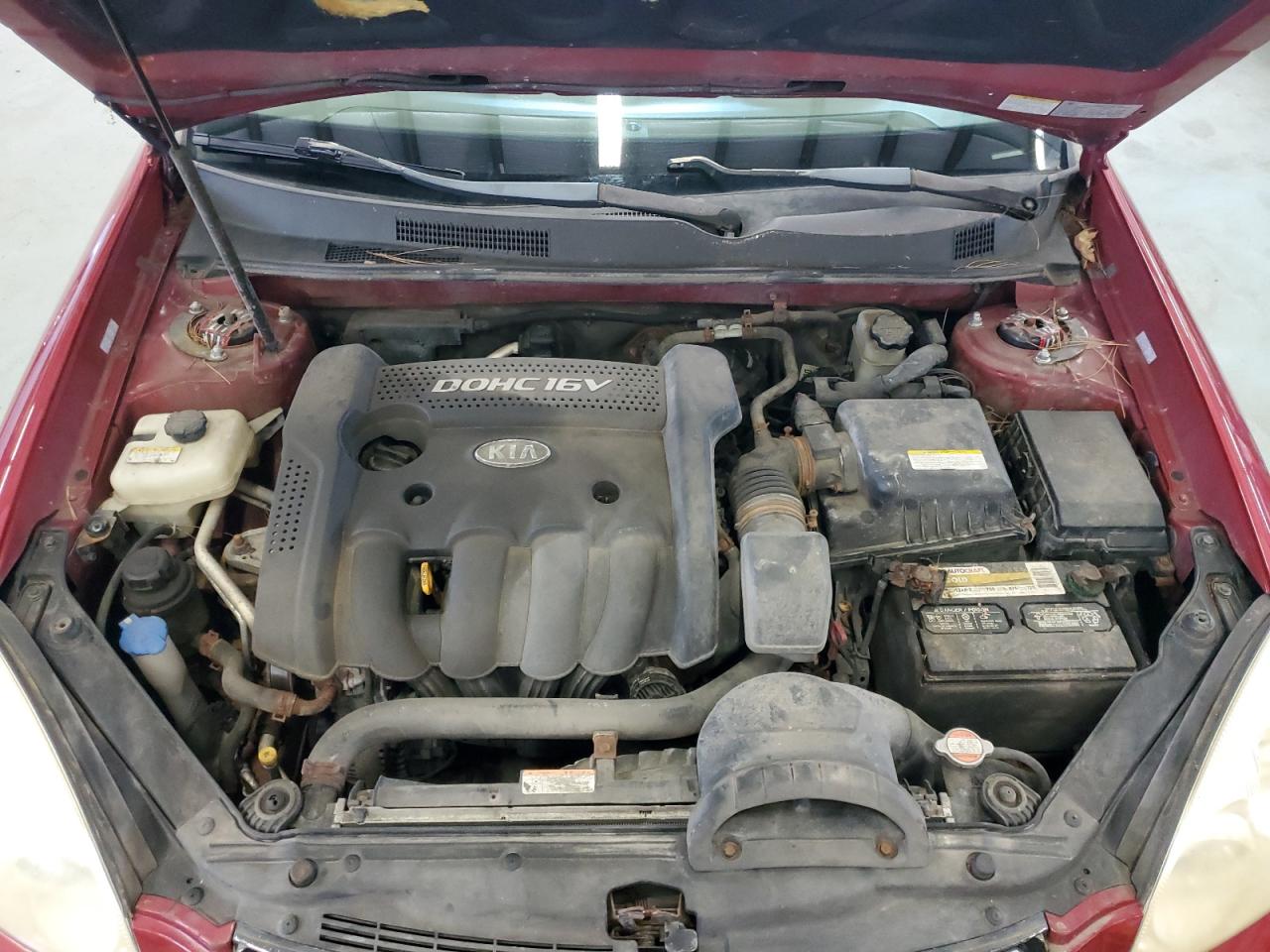 2008 Kia Optima Lx VIN: KNAGE123985203445 Lot: 69072305