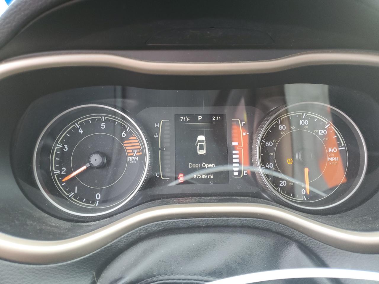 2016 Jeep Cherokee Latitude VIN: 1C4PJMCB3GW147940 Lot: 69570725