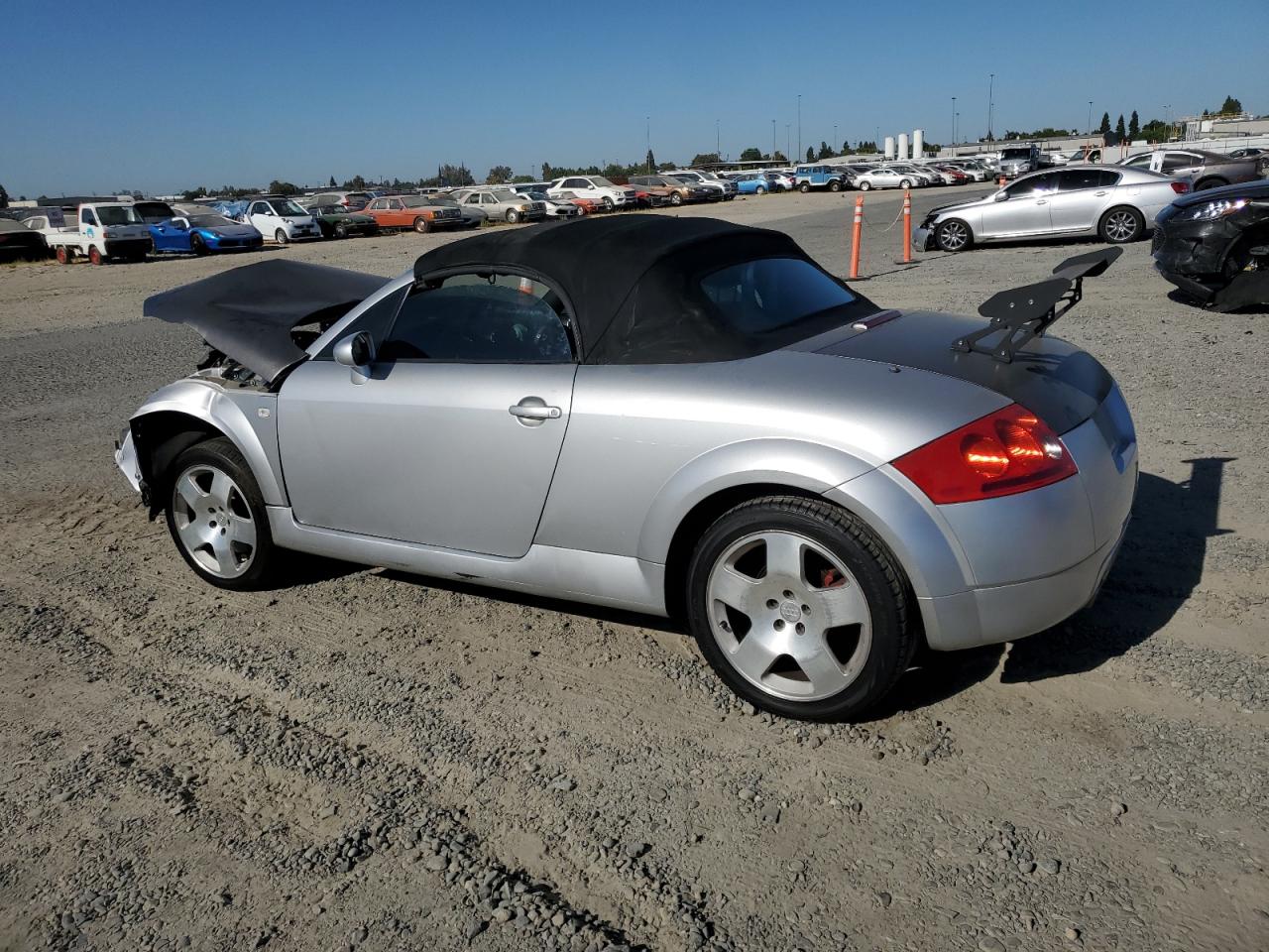 Фото: TRUUT28N011011280