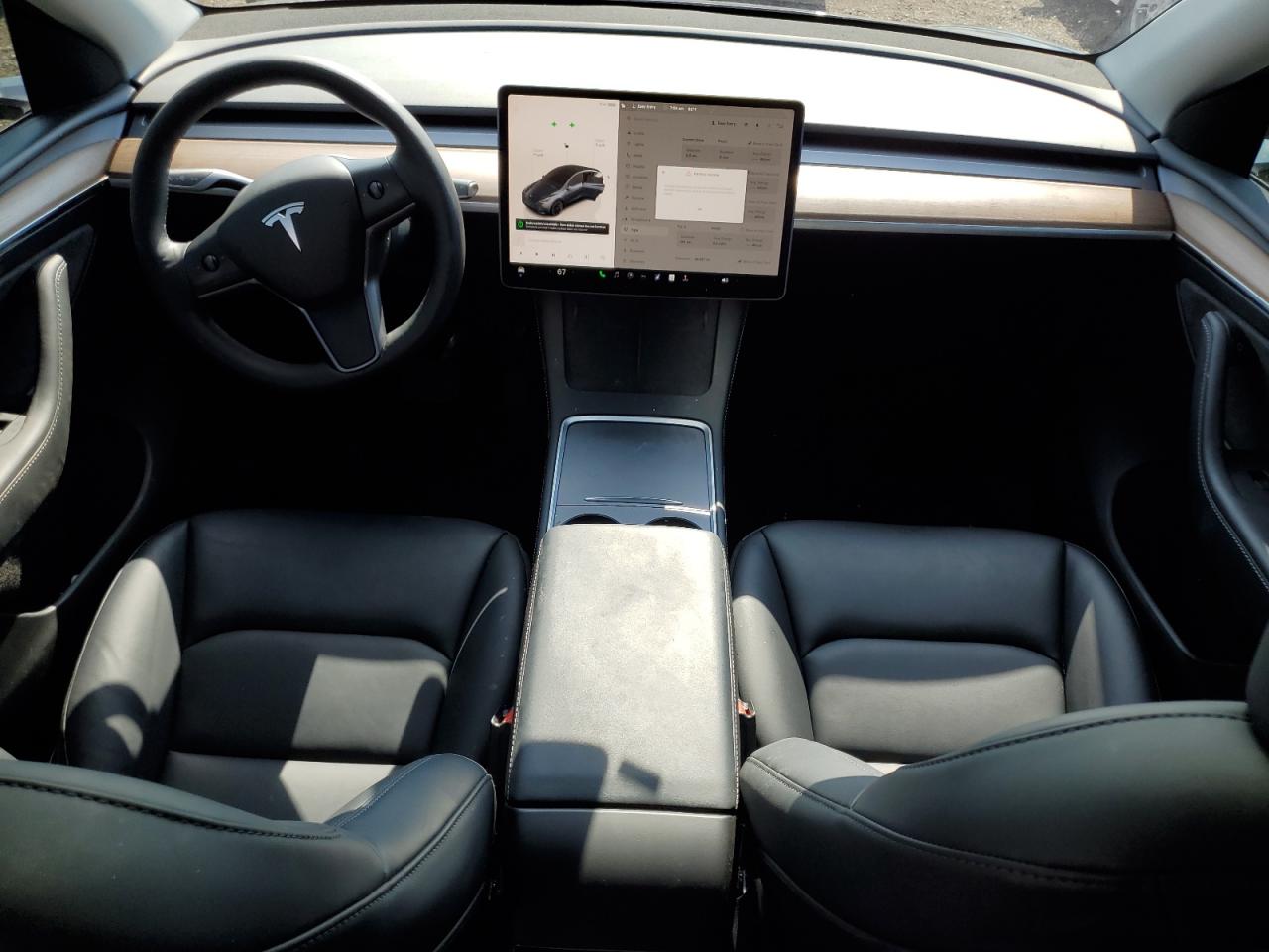 2024 Tesla Model Y VIN: 7SAYGAEEXRF016023 Lot: 68163375