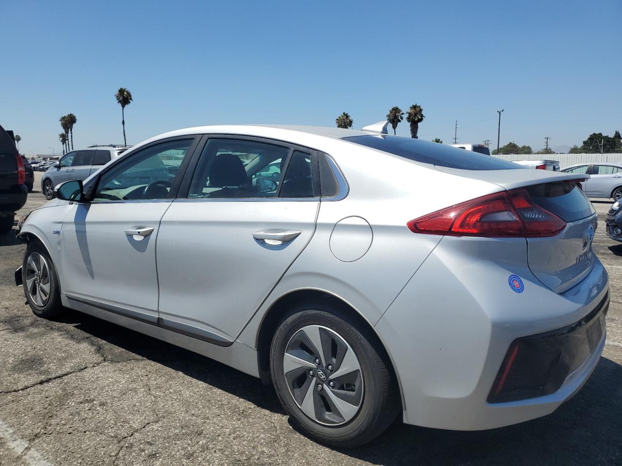 2018 Hyundai Ioniq Sel silver null hybrid KMHC75LC3JU089516 photo #3