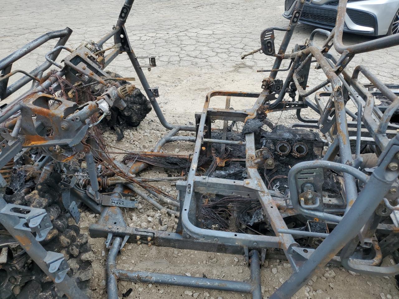 2016 Honda Sxs1000 M5 VIN: 1HFVE0424G4001941 Lot: 68990905