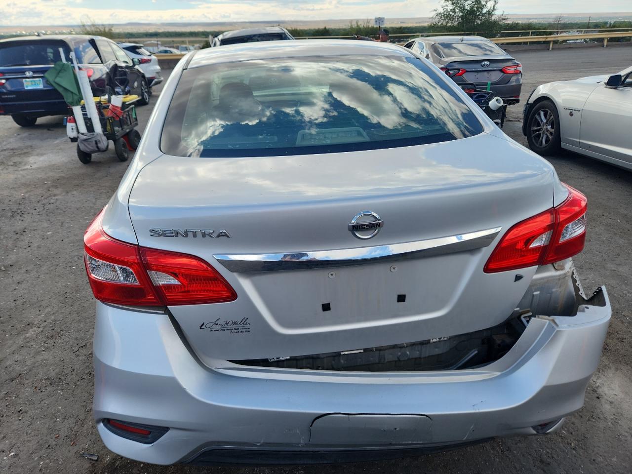 2017 Nissan Sentra S VIN: 3N1AB7AP8HL635861 Lot: 71124975