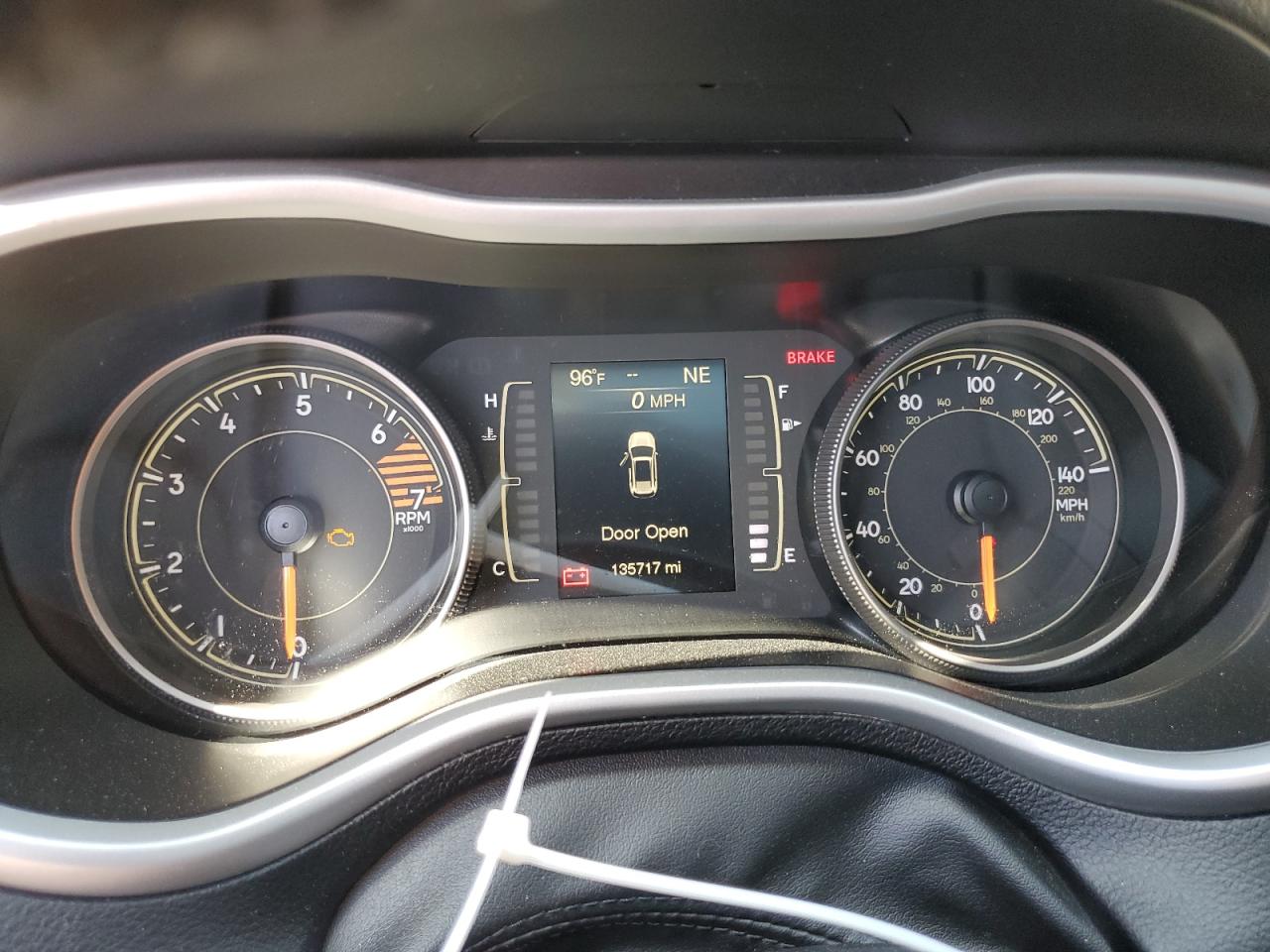 2018 Jeep Cherokee Latitude Plus VIN: 1C4PJLLB0JD584517 Lot: 70988685