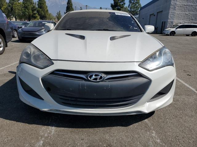  HYUNDAI GENESIS 2013 Biały