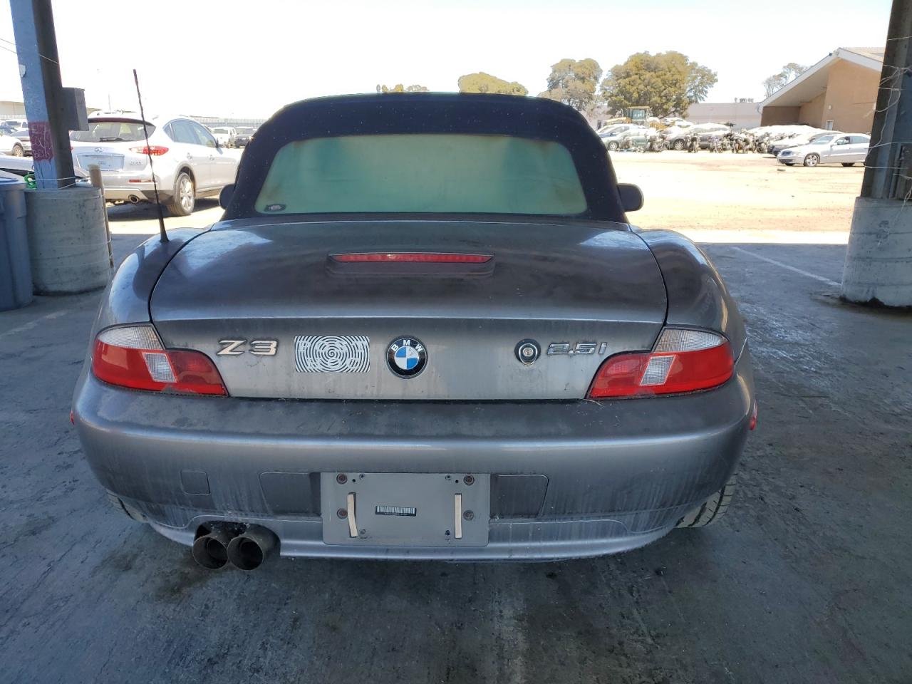 2001 BMW Z3 2.5 VIN: WBACN33461LK47034 Lot: 67477675