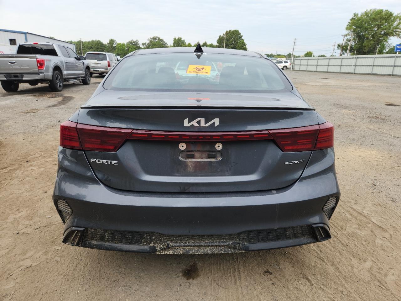 2023 Kia Forte Gt Line VIN: 3KPF54AD7PE638736 Lot: 70214205