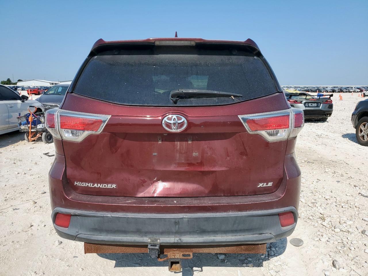 2015 Toyota Highlander Xle VIN: 5TDKKRFH7FS049058 Lot: 68326565