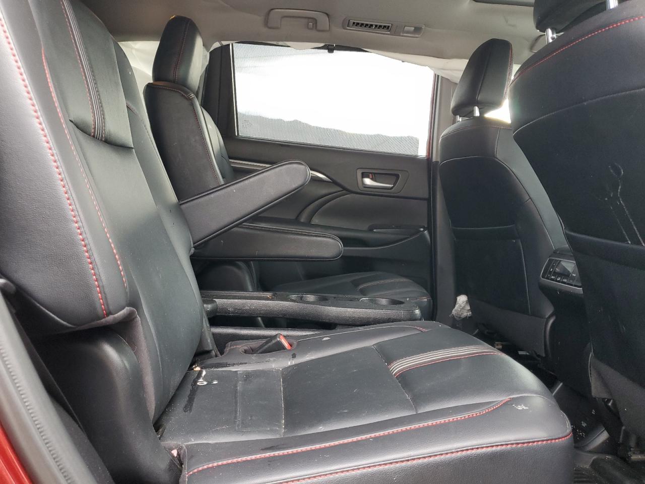 2019 Toyota Highlander Se VIN: 5TDJZRFH5KS992728 Lot: 69494625