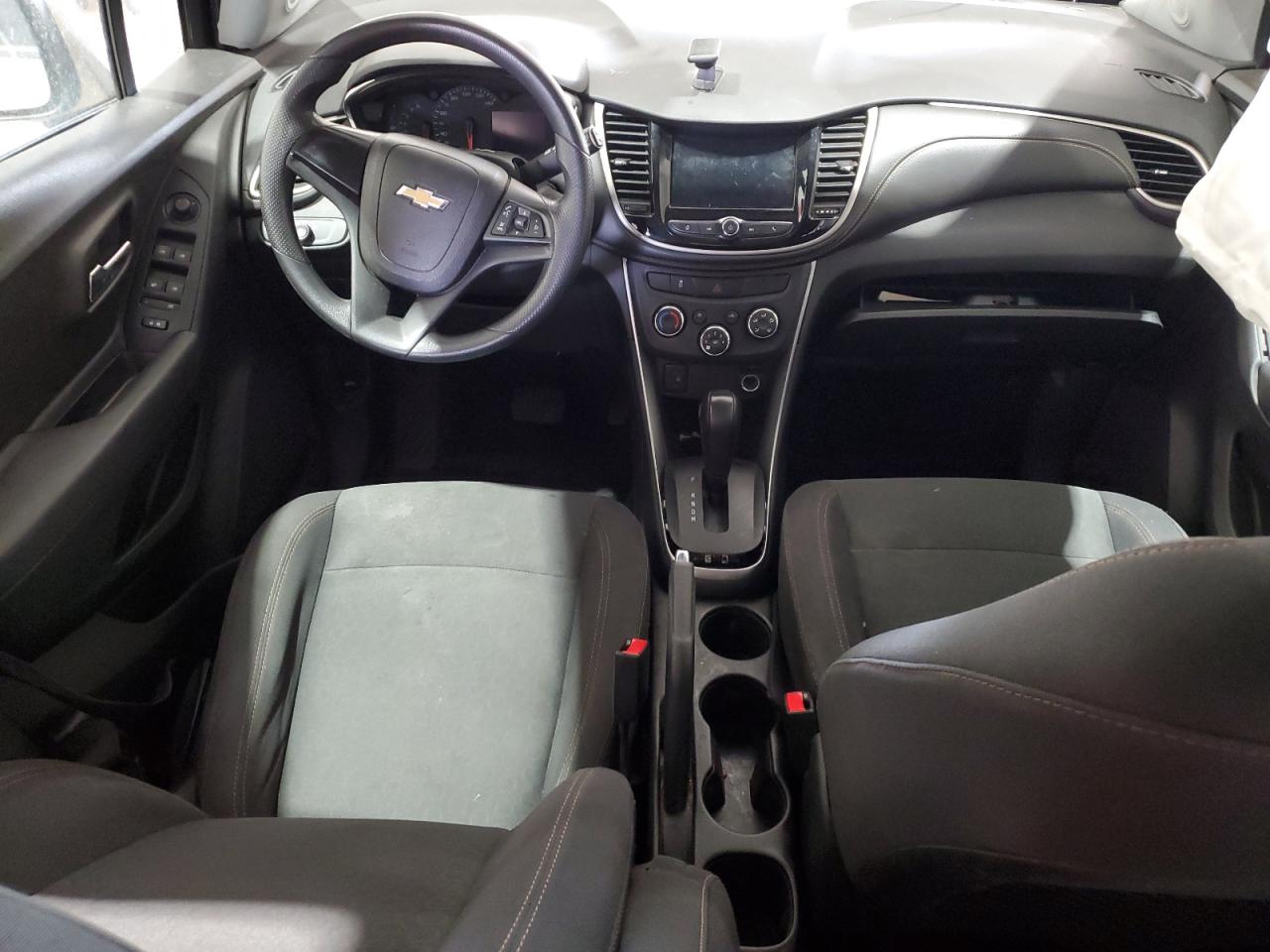 2018 Chevrolet Trax Ls VIN: 3GNCJKSB2JL218859 Lot: 68781605