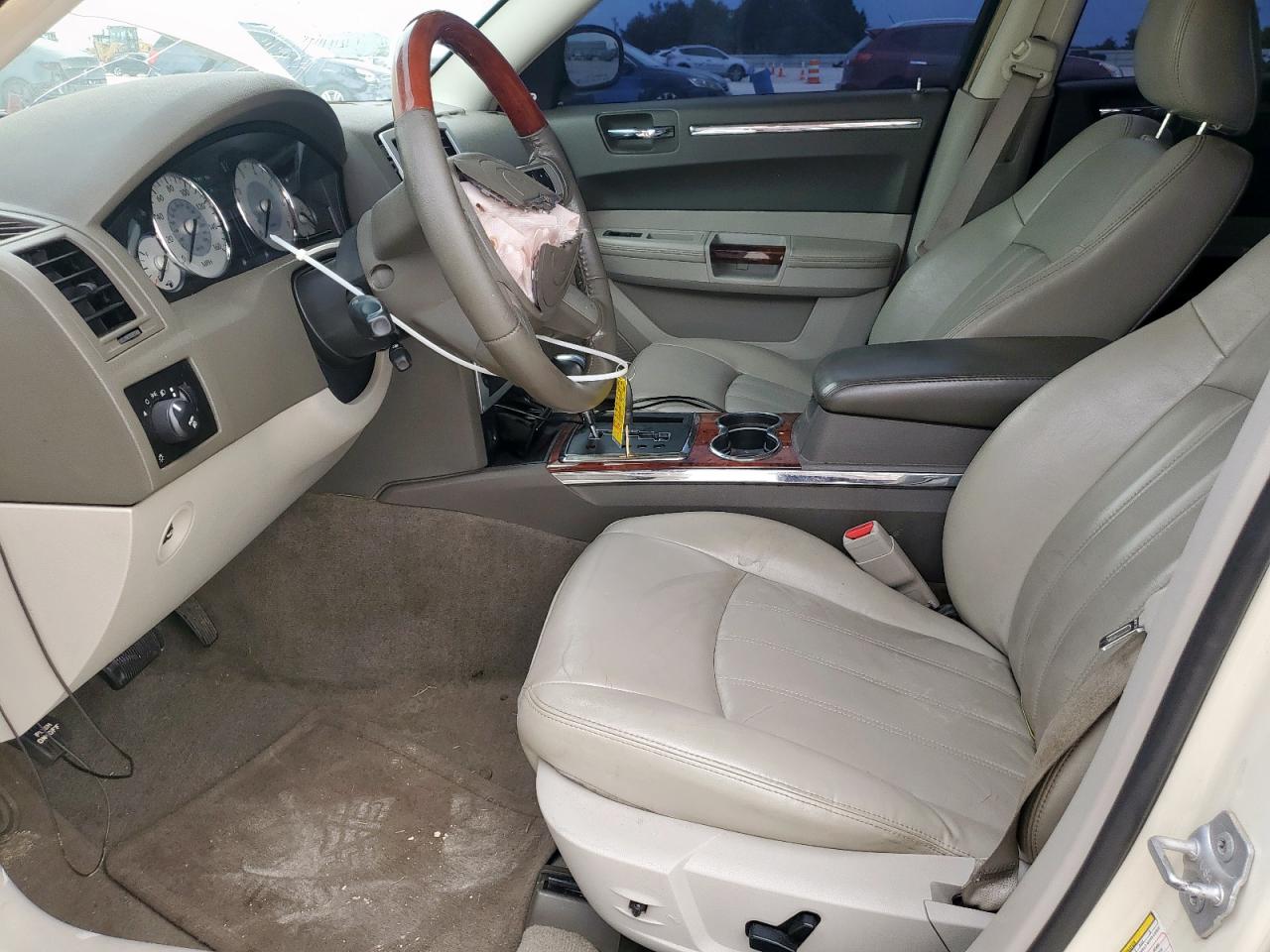 2010 Chrysler 300C VIN: 2C3CK6CT9AH113835 Lot: 69008105