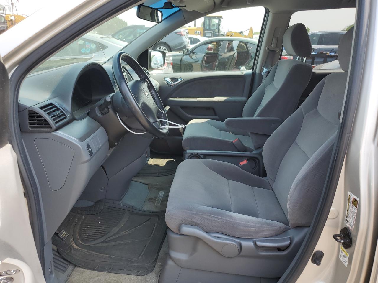 2006 Honda Odyssey Lx VIN: 5FNRL38296B042358 Lot: 67562315