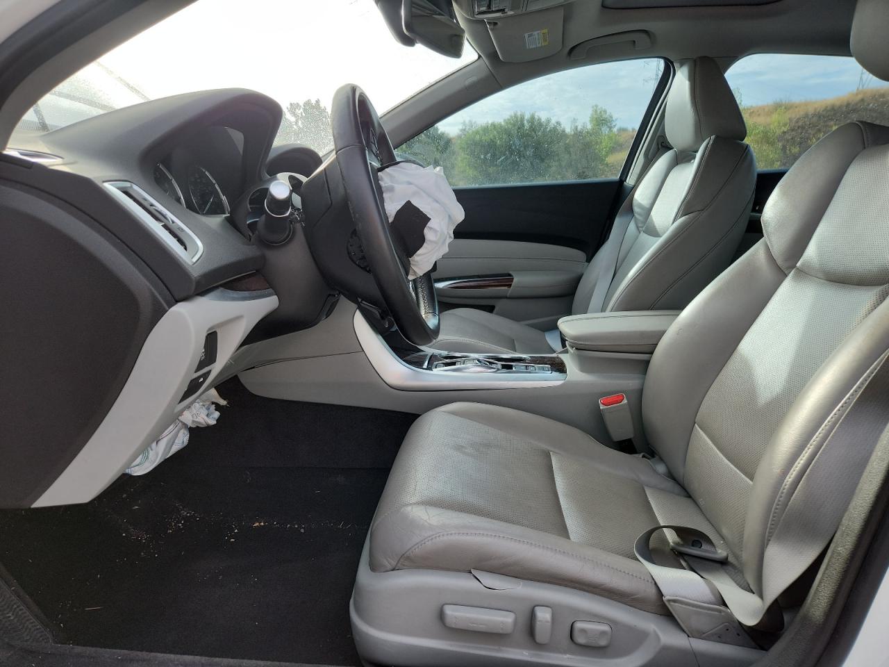 2015 Acura Tlx Tech VIN: 19UUB3F57FA010755 Lot: 70451095