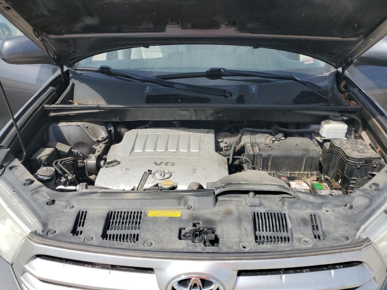 2012 Toyota Highlander Base VIN: 5TDBK3EH8CS145663 Lot: 70490145