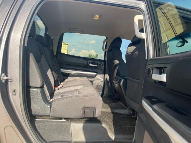 2016 TOYOTA TUNDRA CREWMAX SR5  