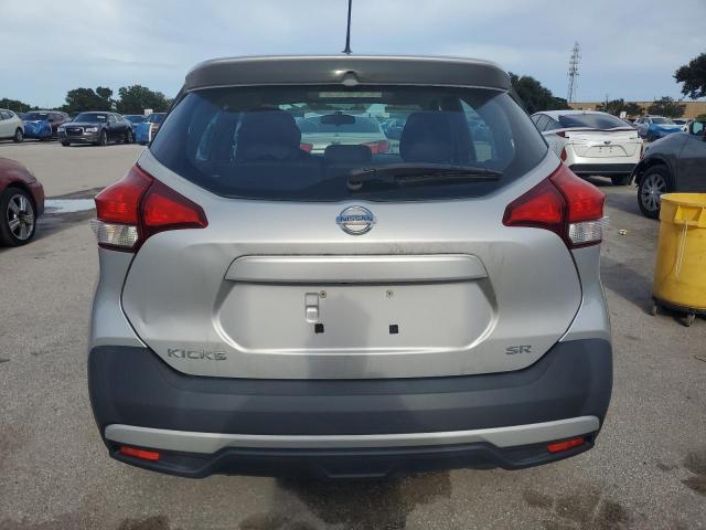  NISSAN KICKS 2019 Silver