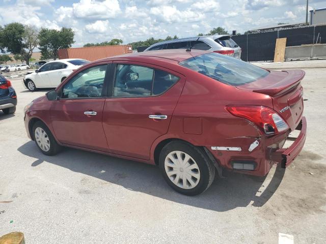  NISSAN VERSA 2019 Красный