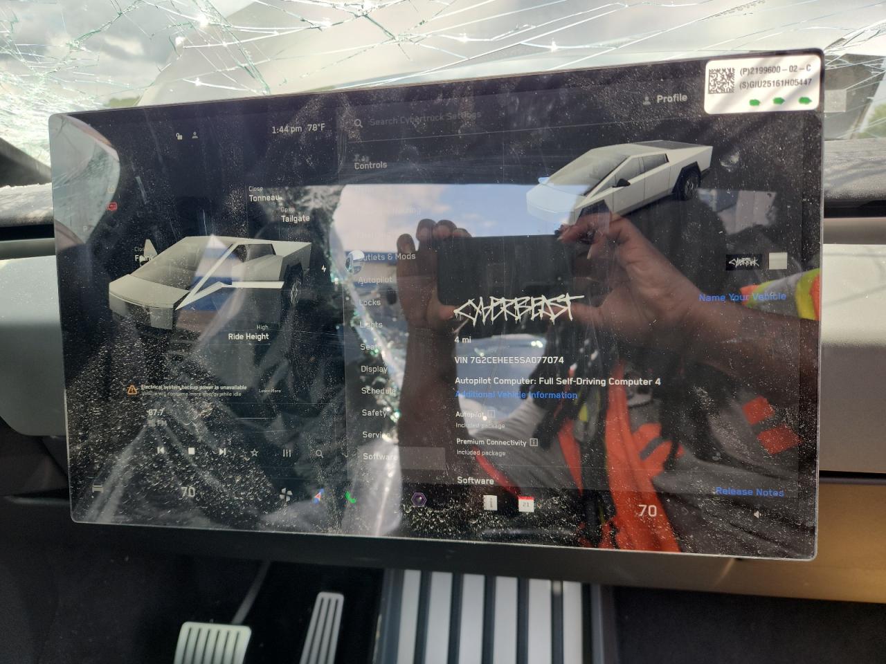 2025 Tesla Cybertruck VIN: 7G2CEHEE5SA077074 Lot: 69826955